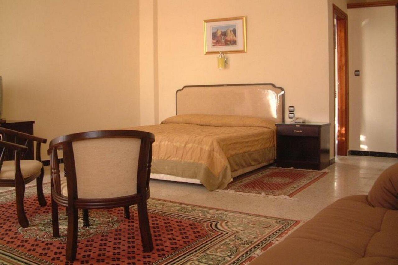 Hotel Le Majestic Annaba Exterior foto